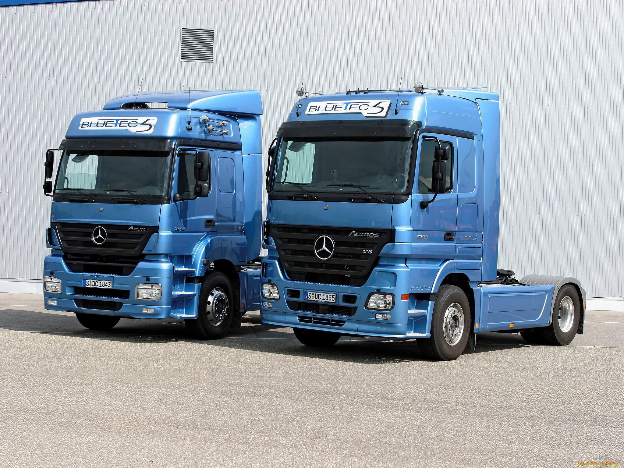 , mercedes, trucks